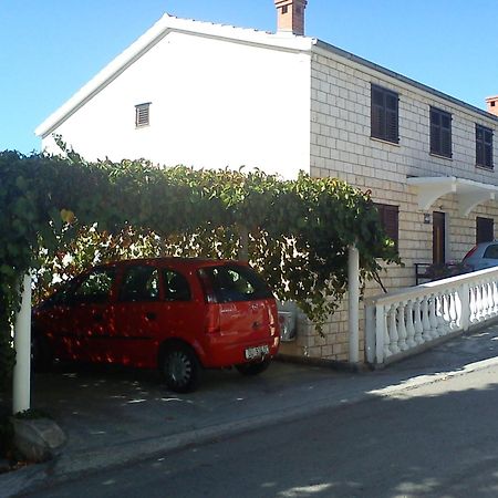 Apartments Laus Zavalatica Esterno foto